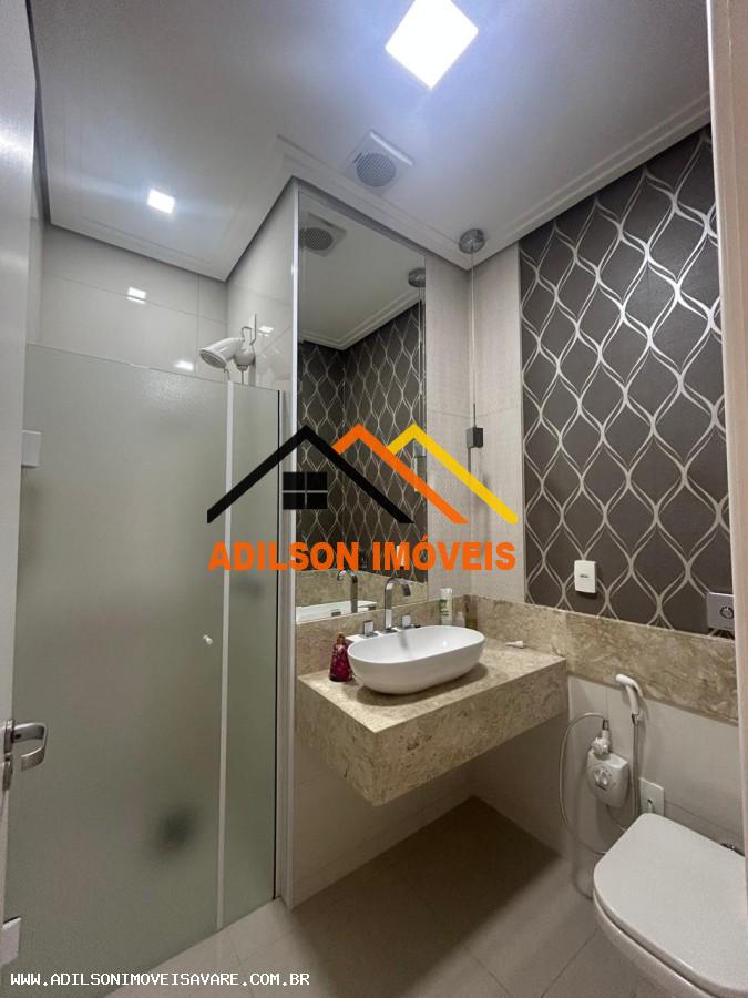 Casa à venda com 3 quartos, 211m² - Foto 15