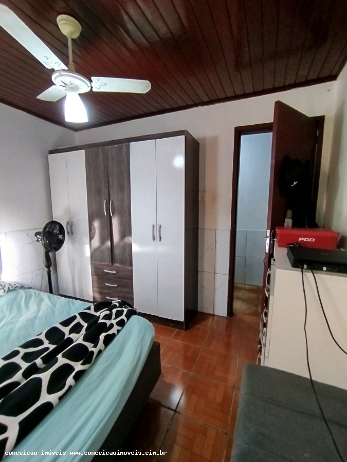 Casa à venda com 3 quartos, 77m² - Foto 10