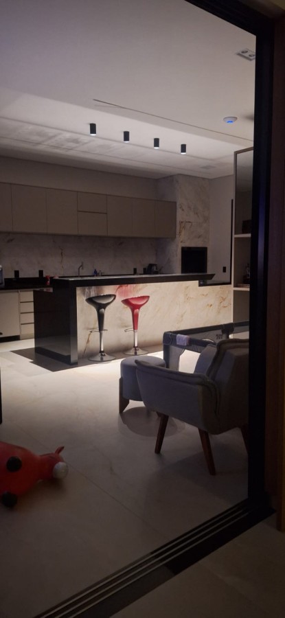 Casa à venda com 3 quartos, 350m² - Foto 5