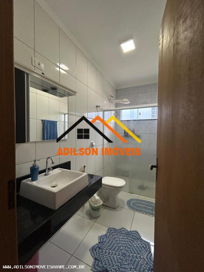 Casa à venda com 3 quartos, 300m² - Foto 14