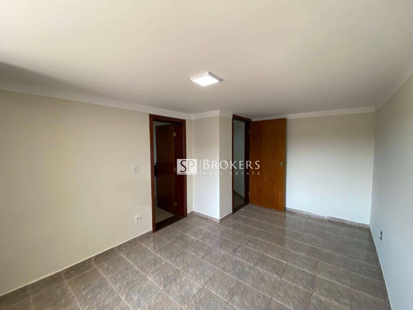 Casa para alugar com 4 quartos, 300m² - Foto 39