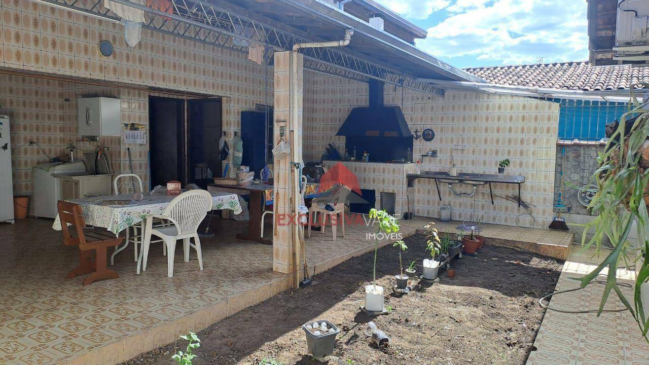 Casa à venda com 3 quartos, 140m² - Foto 21