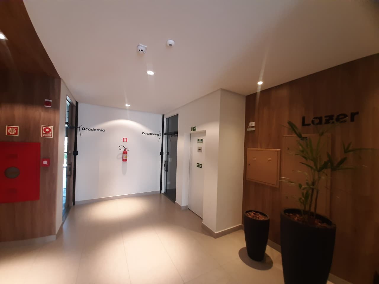 Apartamento para alugar com 2 quartos, 80m² - Foto 20