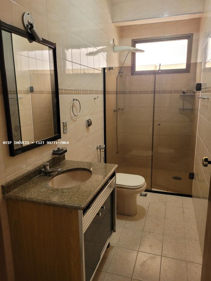 Apartamento para alugar com 3 quartos, 112m² - Foto 4