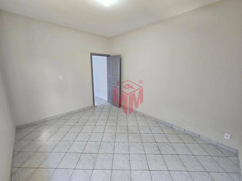 Casa para alugar com 1 quarto, 50m² - Foto 7