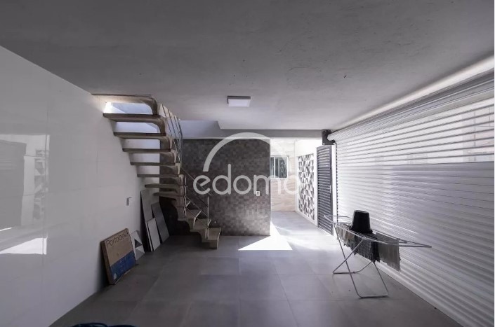 Casa para alugar com 2 quartos, 190m² - Foto 13