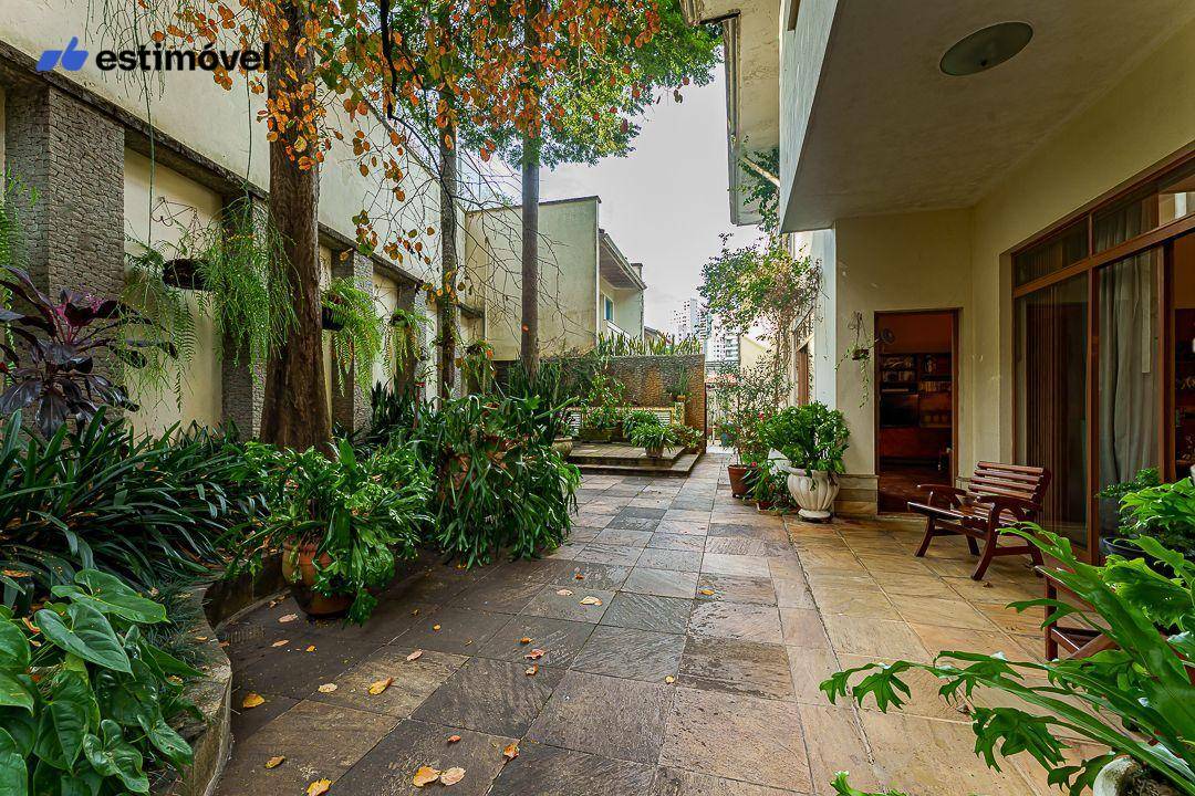 Casa à venda com 3 quartos, 320m² - Foto 50