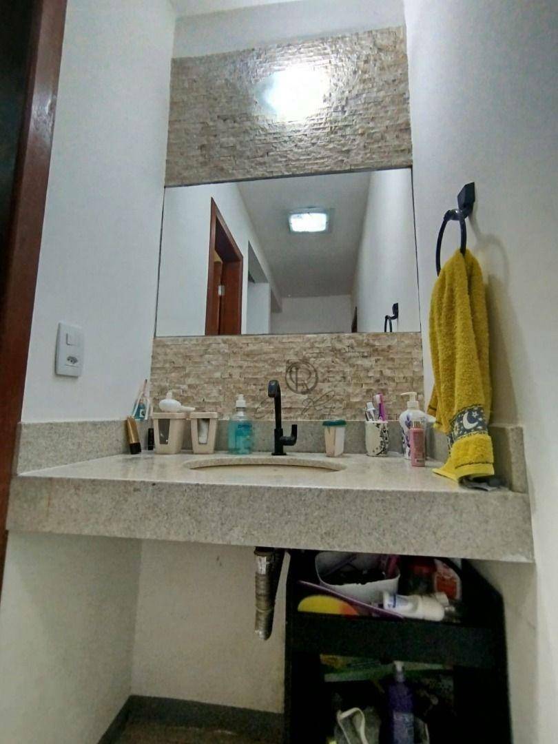 Casa de Condomínio à venda e aluguel com 3 quartos, 90m² - Foto 13