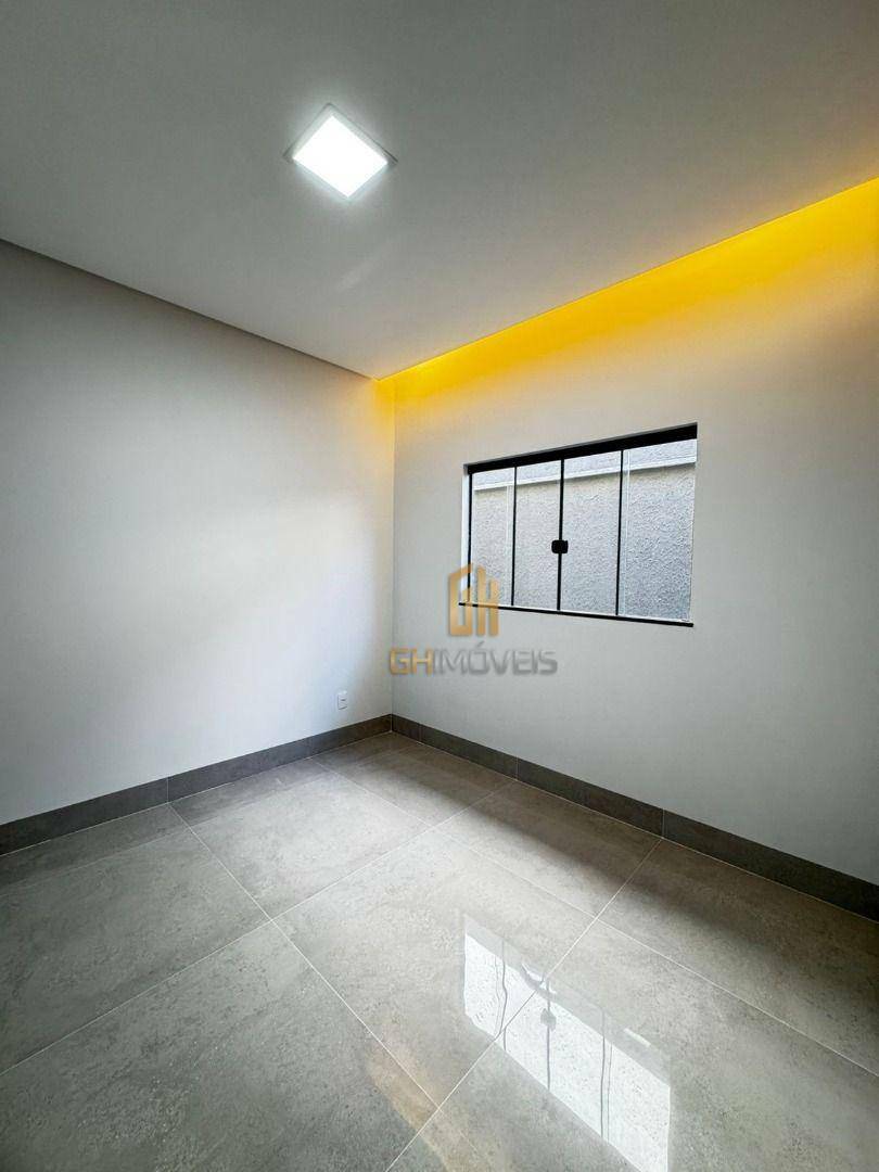Casa à venda com 3 quartos, 106m² - Foto 9