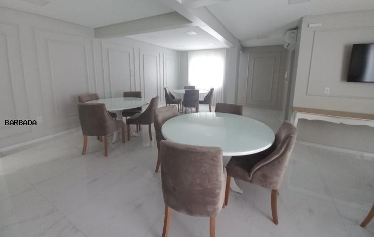 Apartamento à venda com 2 quartos, 75m² - Foto 9
