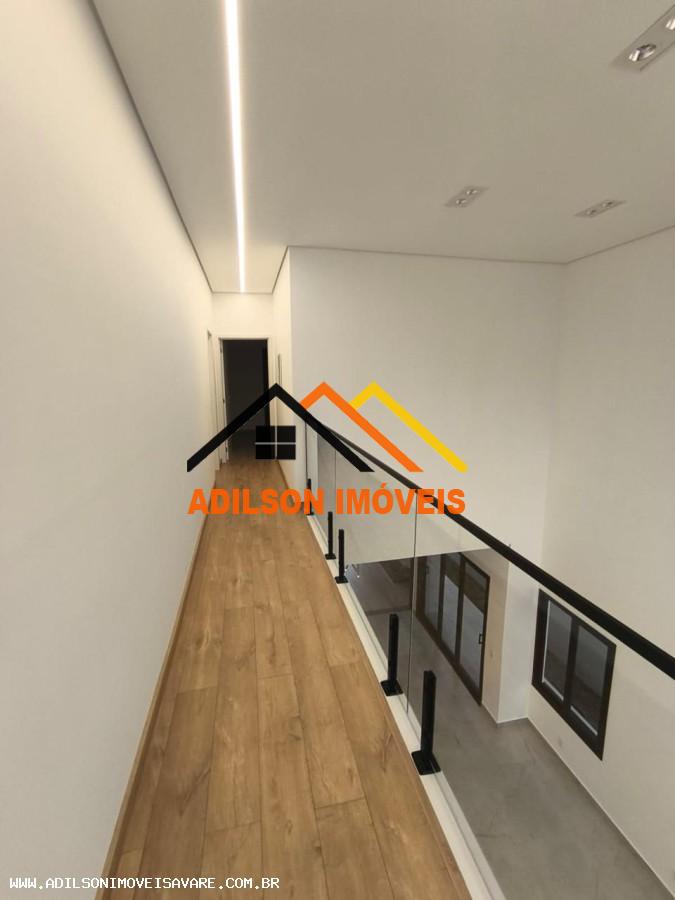 Casa à venda com 4 quartos, 286m² - Foto 14