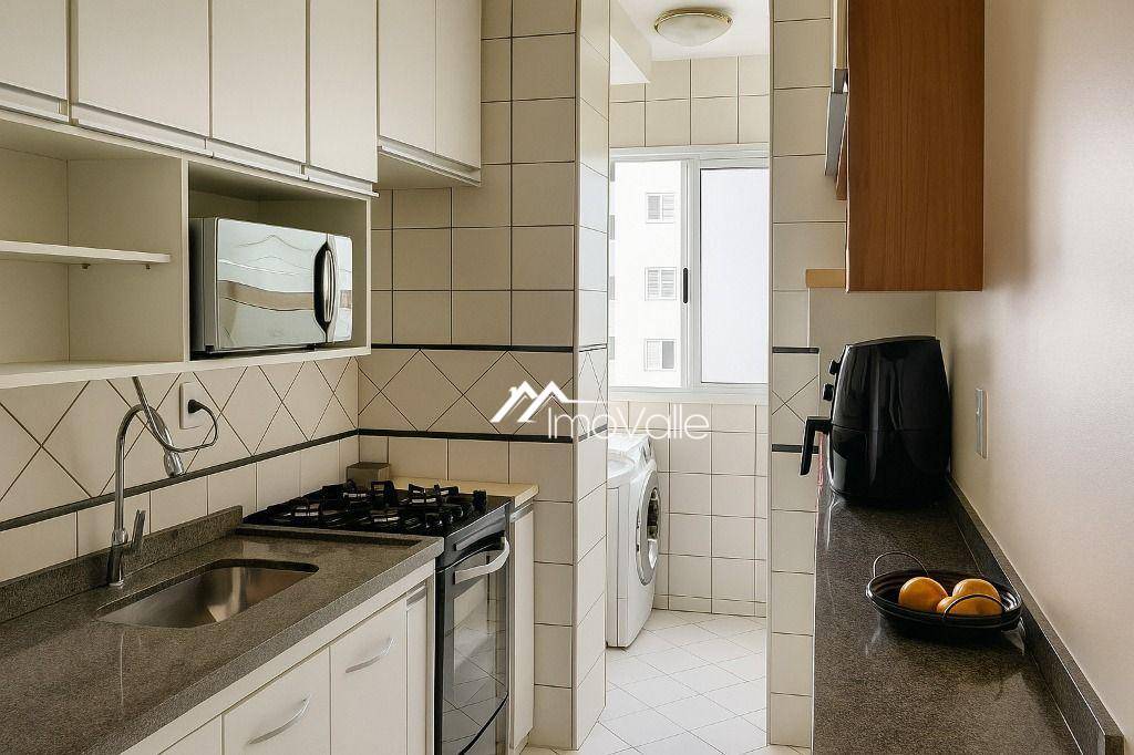 Apartamento para alugar com 3 quartos, 77m² - Foto 4