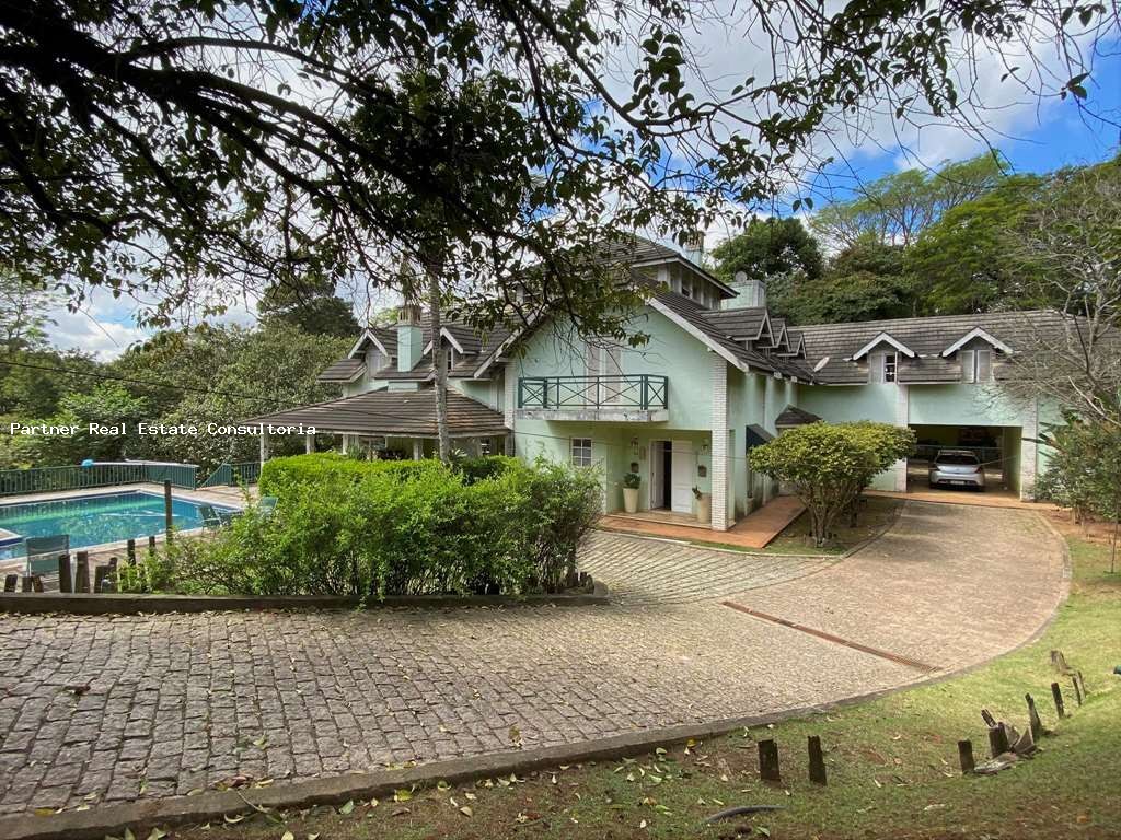 Casa à venda com 4 quartos, 3135m² - Foto 2