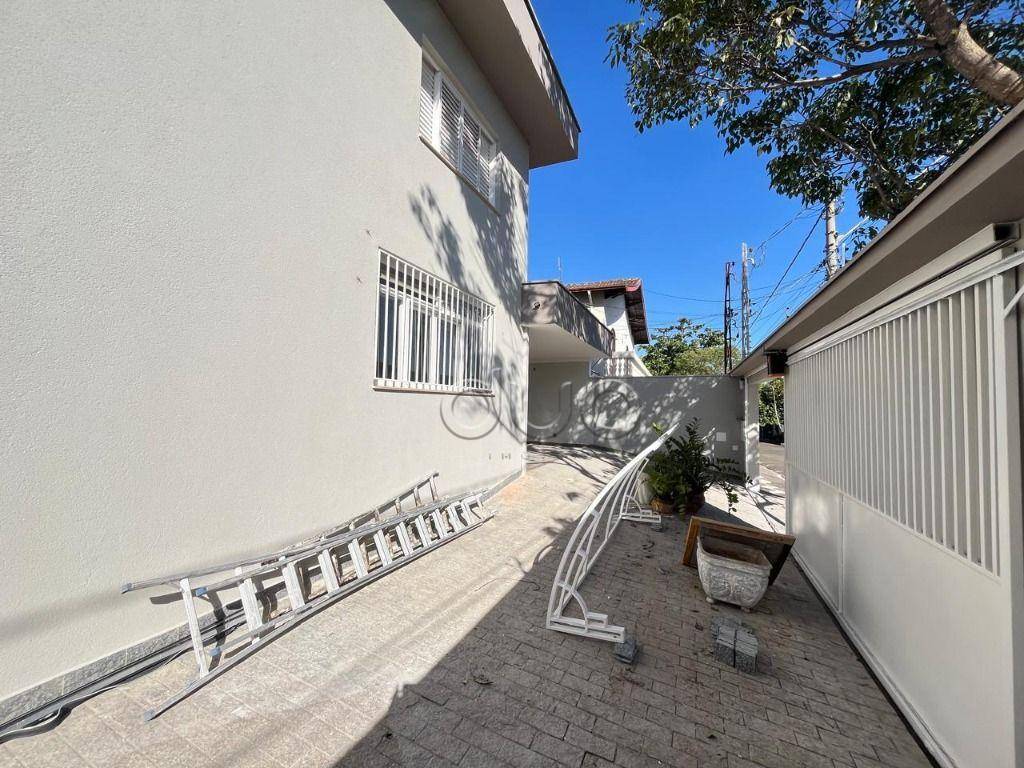 Casa à venda com 4 quartos, 200m² - Foto 7