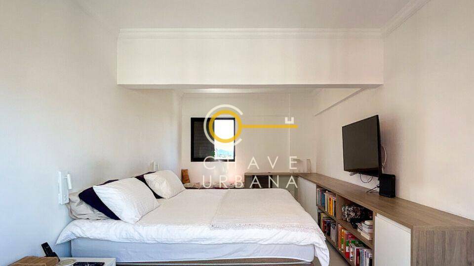 Cobertura à venda com 3 quartos, 300m² - Foto 17