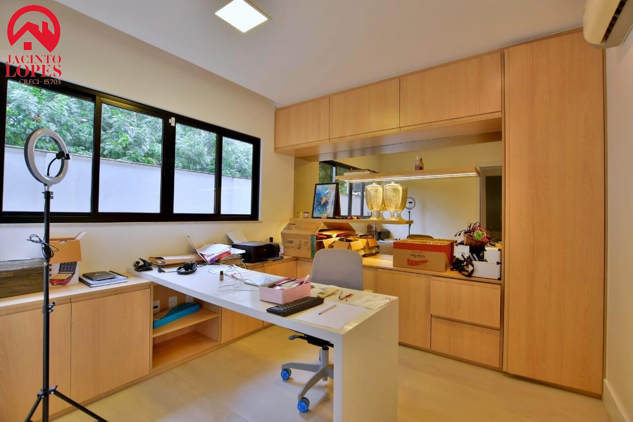 Casa de Condomínio à venda com 3 quartos, 300m² - Foto 20