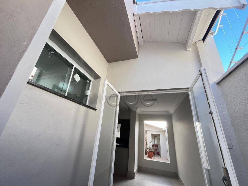 Casa à venda com 4 quartos, 200m² - Foto 27
