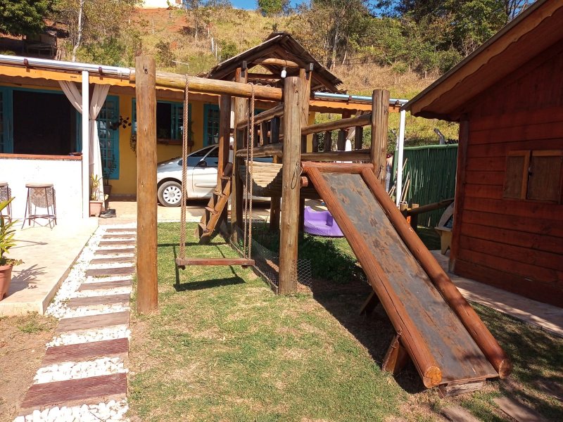 Chácara à venda com 2 quartos, 304m² - Foto 11