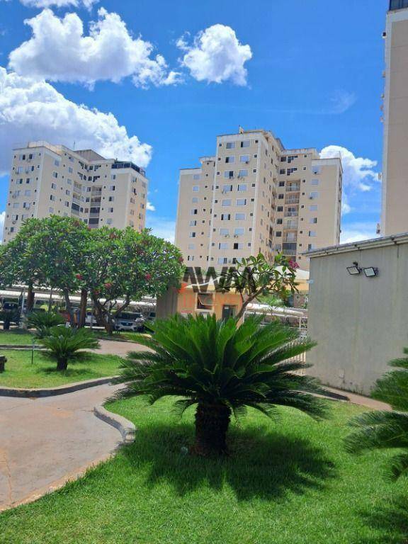 Apartamento à venda com 3 quartos, 74m² - Foto 3
