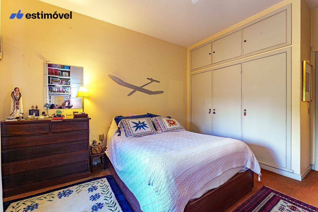 Casa à venda com 3 quartos, 320m² - Foto 16