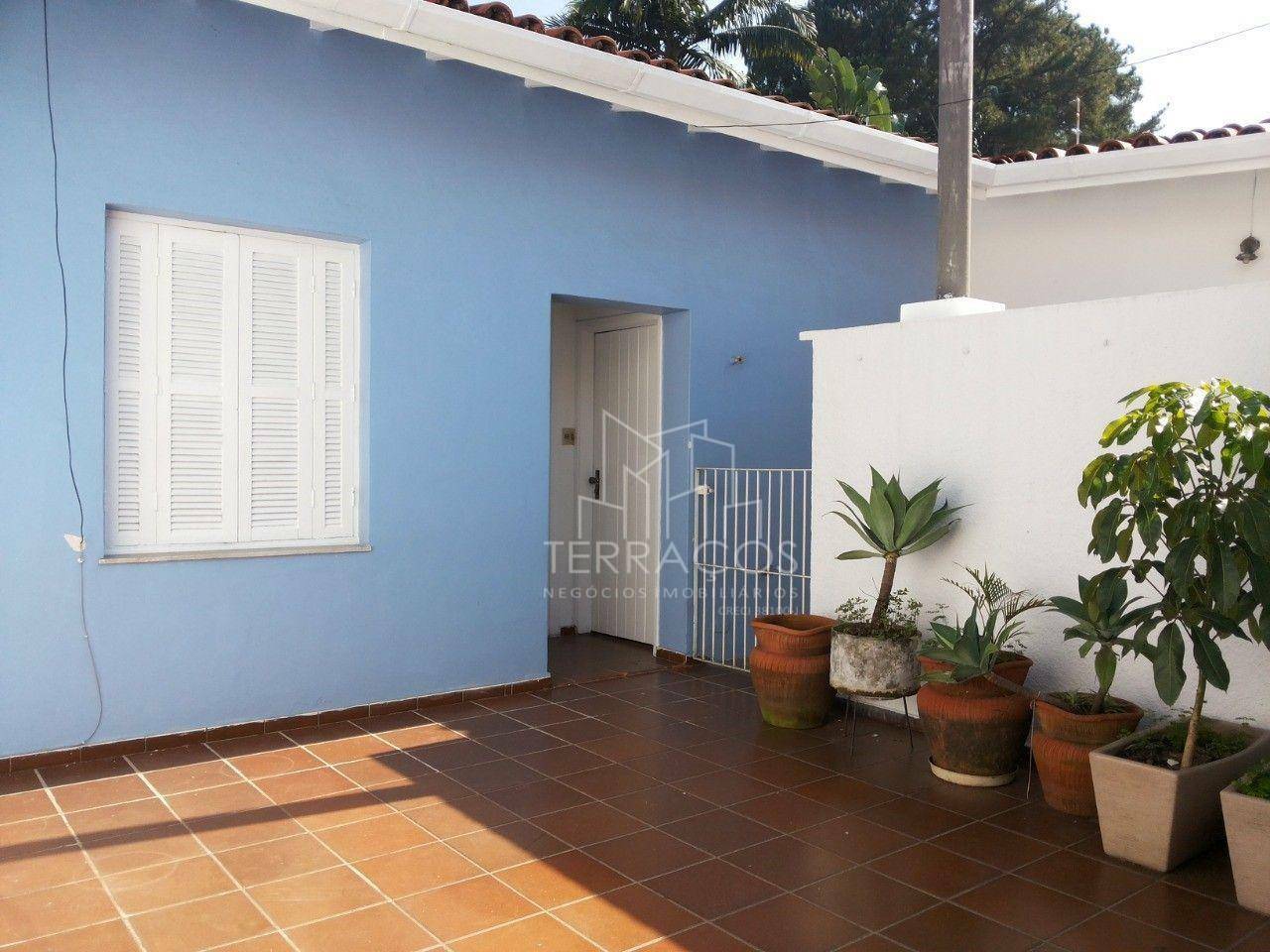 Casa à venda com 3 quartos, 300m² - Foto 3
