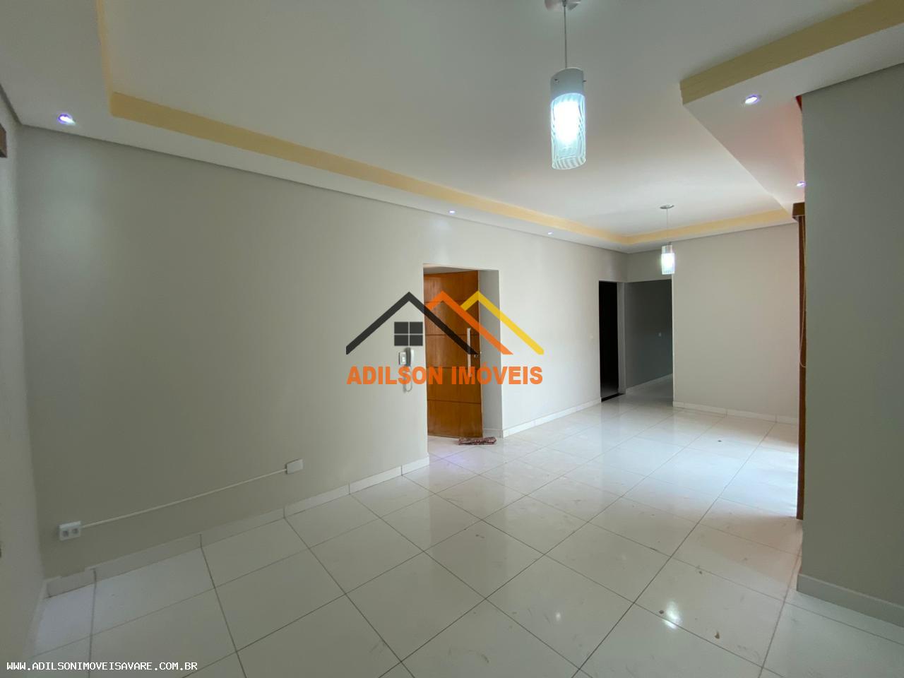 Casa à venda com 3 quartos, 140m² - Foto 3