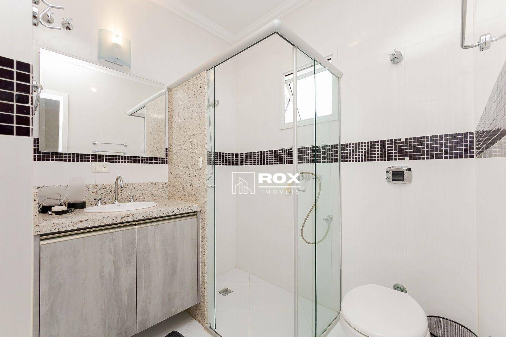 Casa de Condomínio para alugar com 3 quartos, 290m² - Foto 33