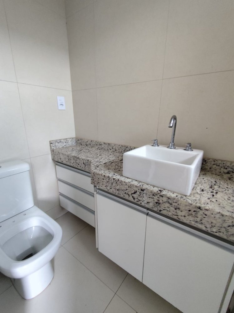Apartamento para alugar com 2 quartos, 70m² - Foto 21