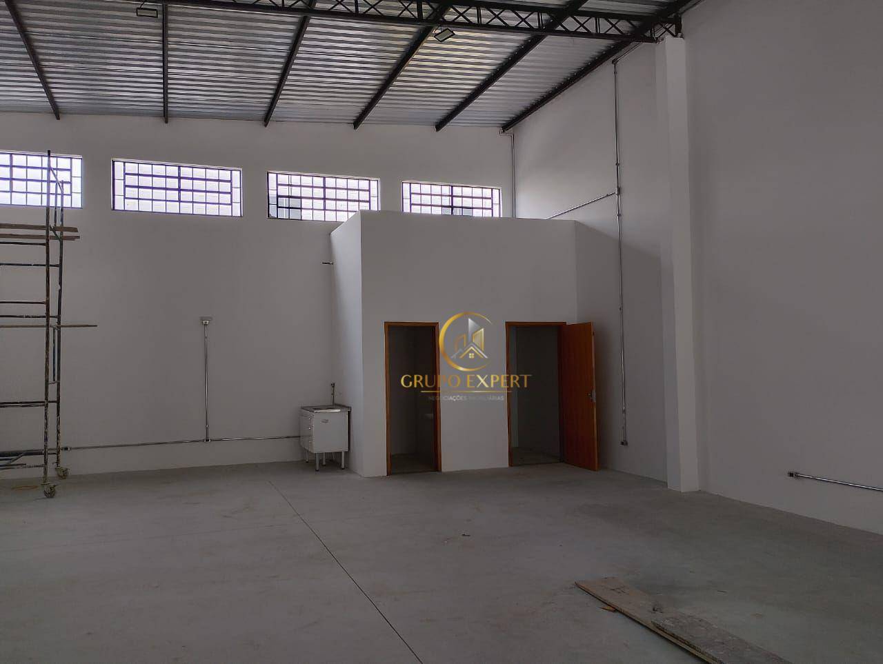 Depósito-Galpão-Armazém para alugar, 190m² - Foto 3