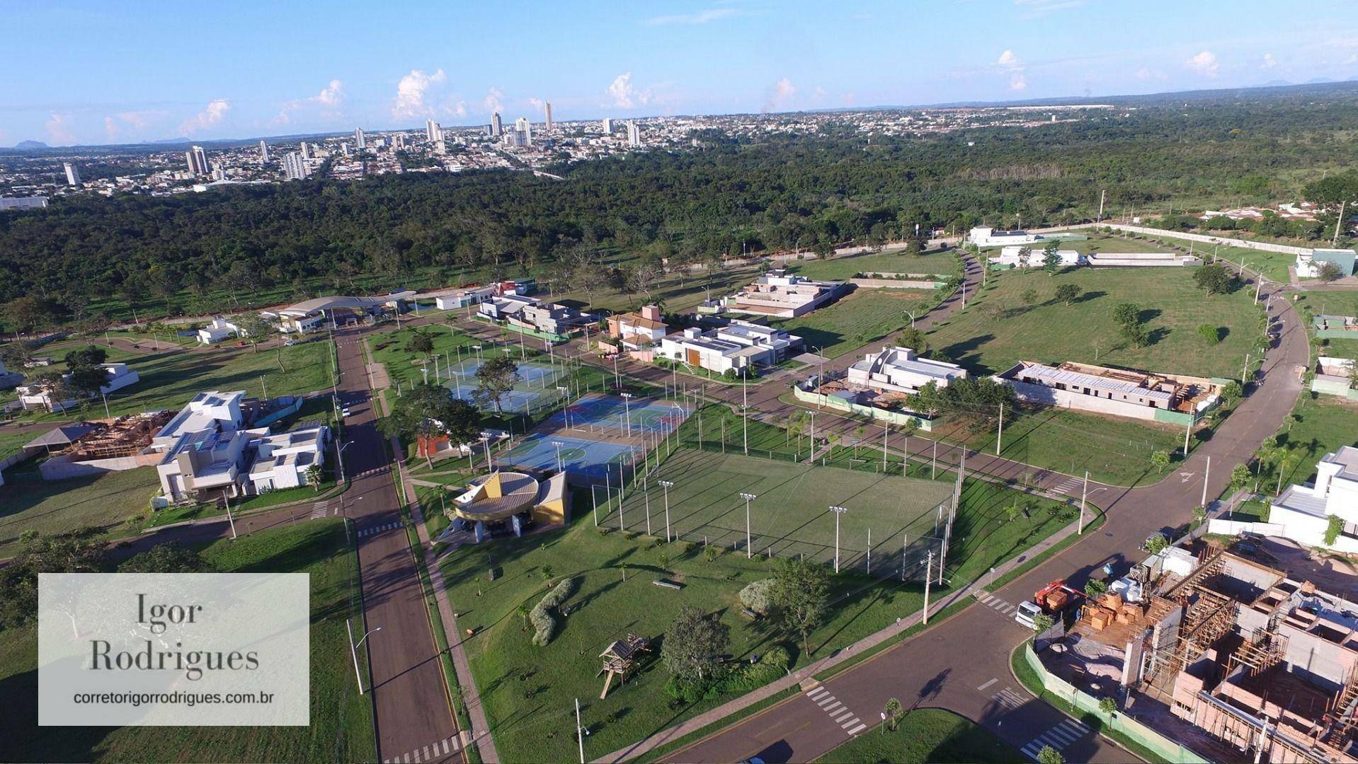 Sobrado à venda com 4 quartos, 326m² - Foto 4