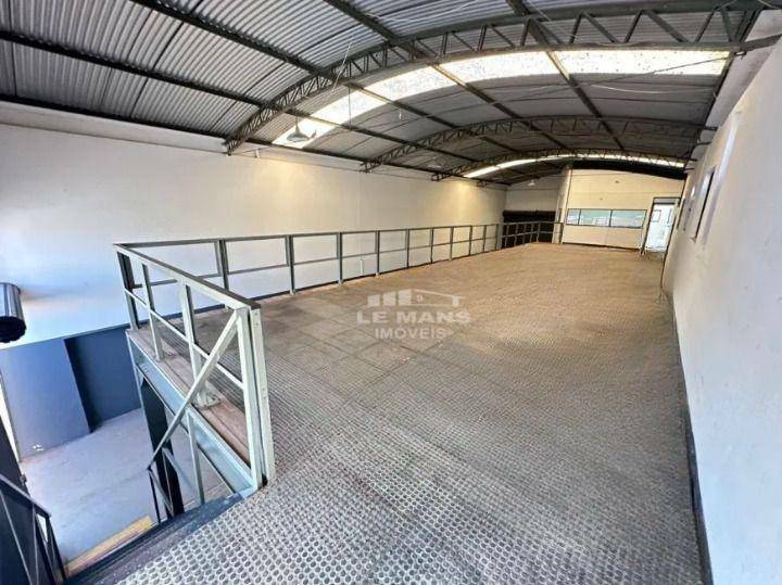 Depósito-Galpão-Armazém à venda e aluguel, 341m² - Foto 13