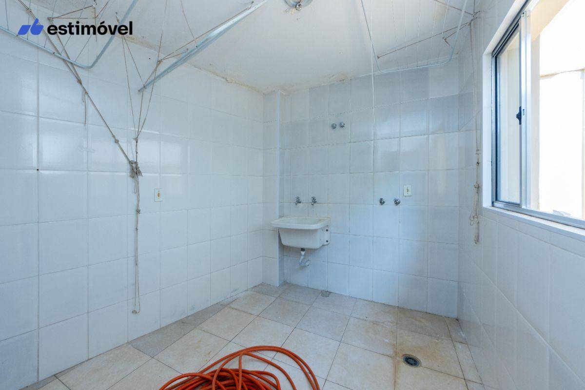 Casa à venda com 3 quartos, 384m² - Foto 29