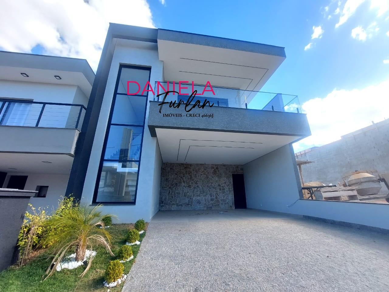 Casa de Condomínio à venda com 3 quartos, 218m² - Foto 2