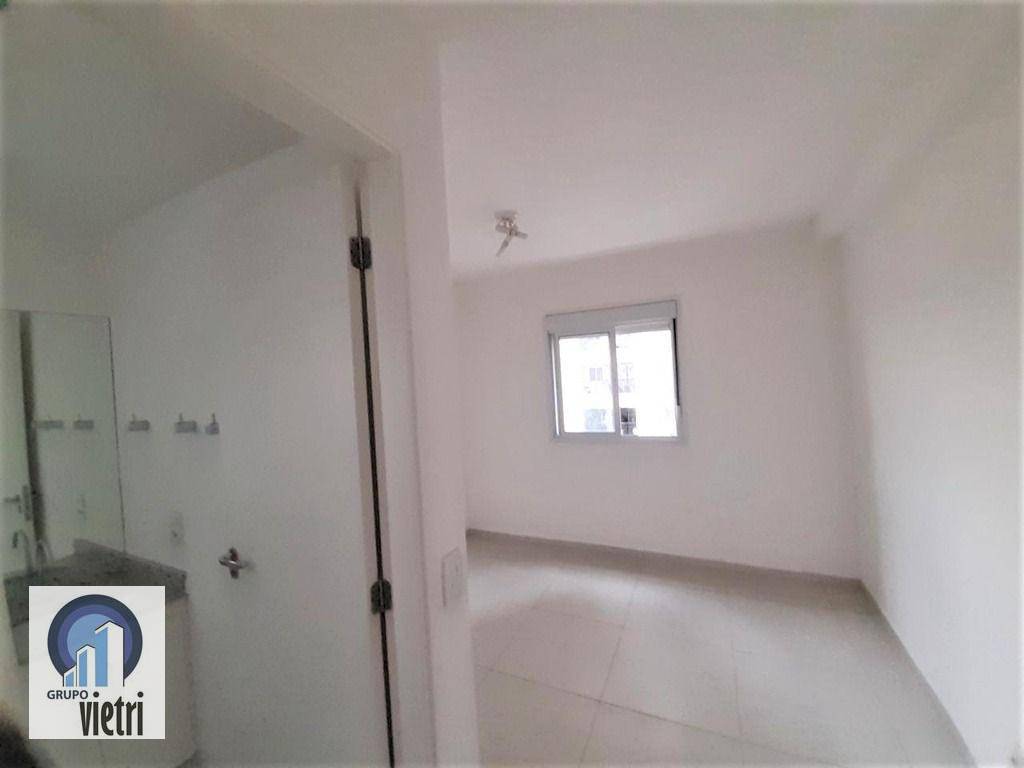 Apartamento para alugar com 3 quartos, 70m² - Foto 10