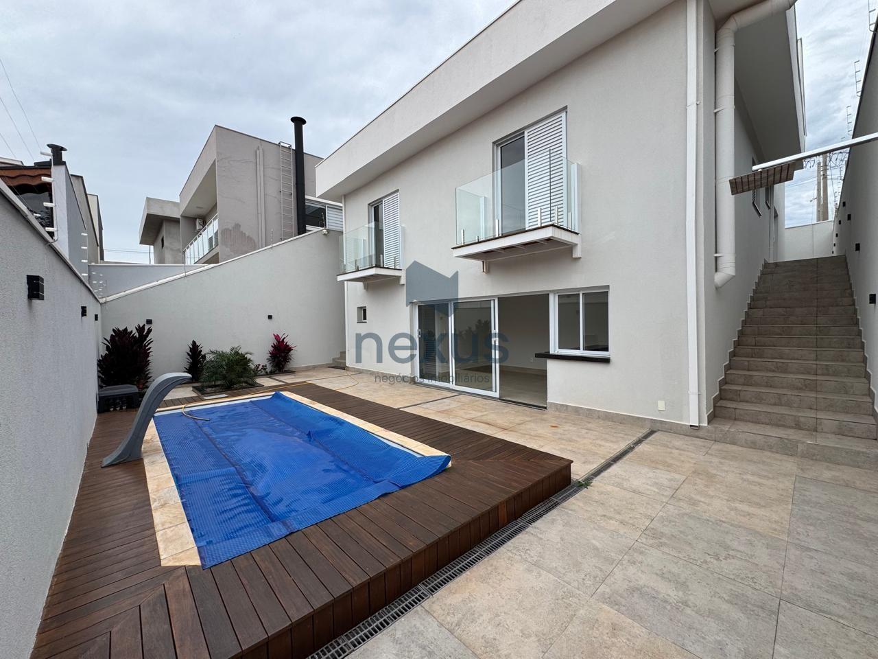 Casa à venda com 3 quartos, 312m² - Foto 20