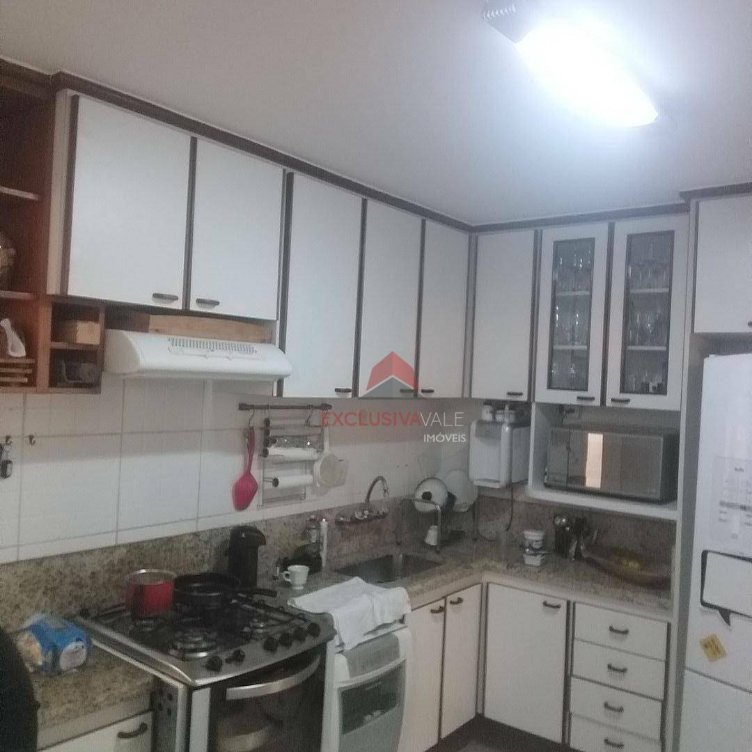 Casa para alugar com 3 quartos, 200m² - Foto 8