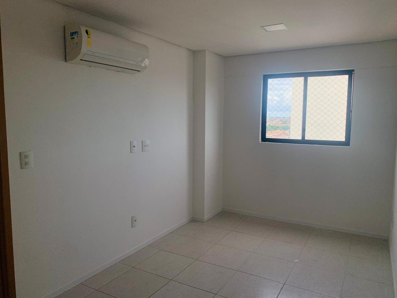 Apartamento à venda com 2 quartos, 58m² - Foto 14