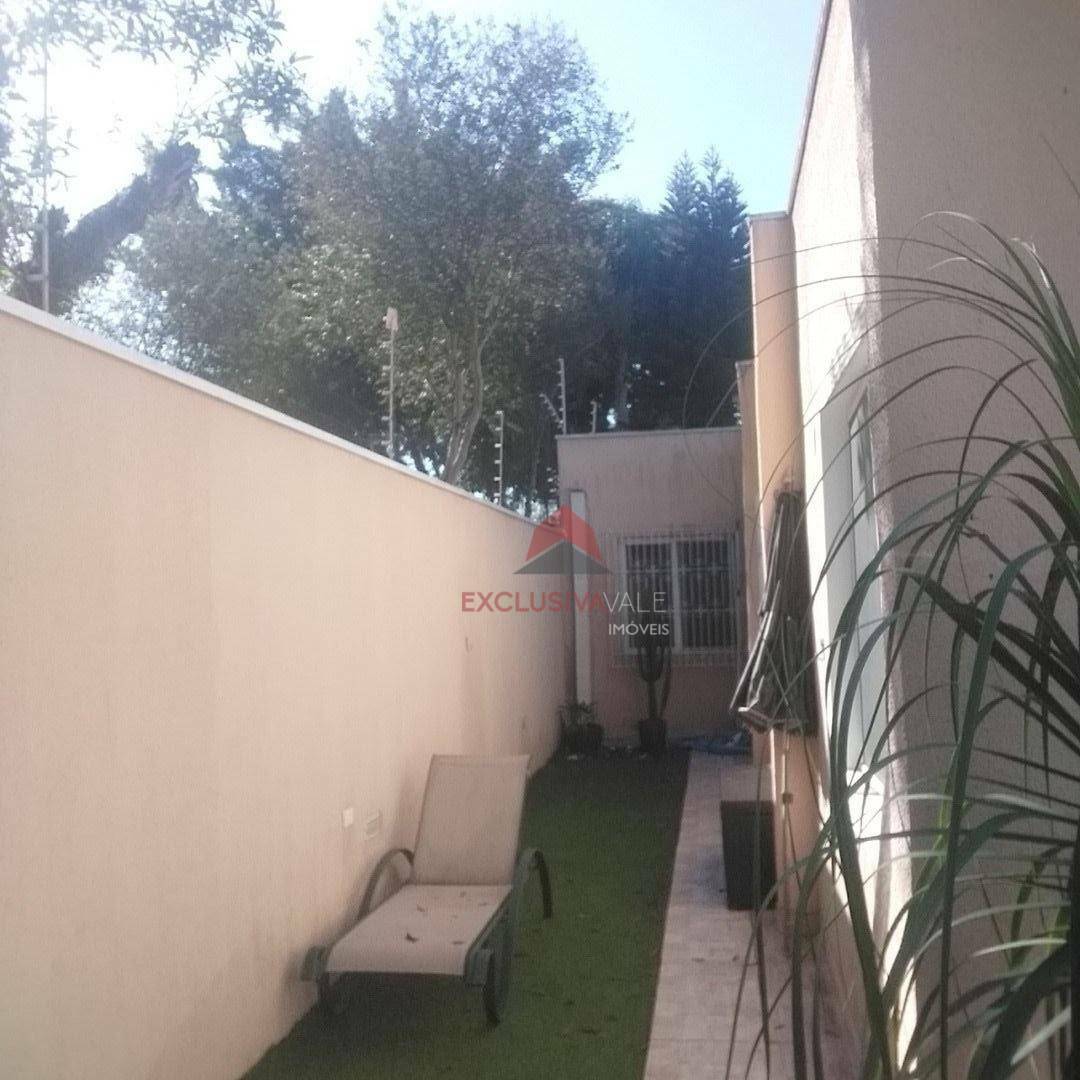 Casa para alugar com 3 quartos, 200m² - Foto 30