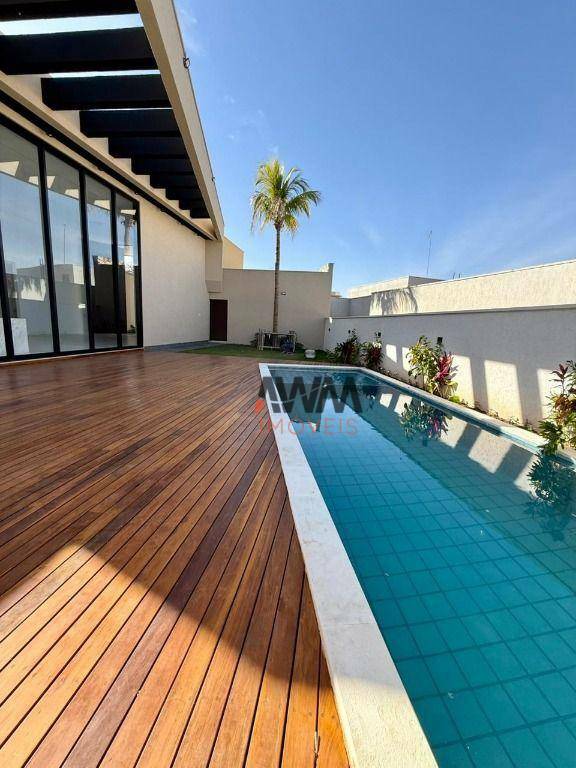 Casa de Condomínio à venda com 4 quartos, 356m² - Foto 16