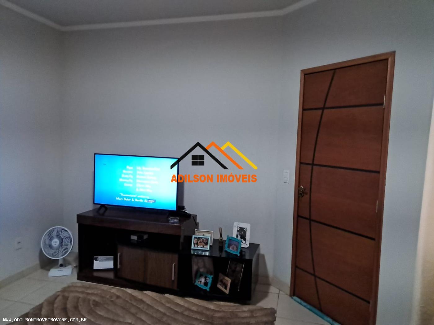 Casa à venda com 2 quartos, 160m² - Foto 9
