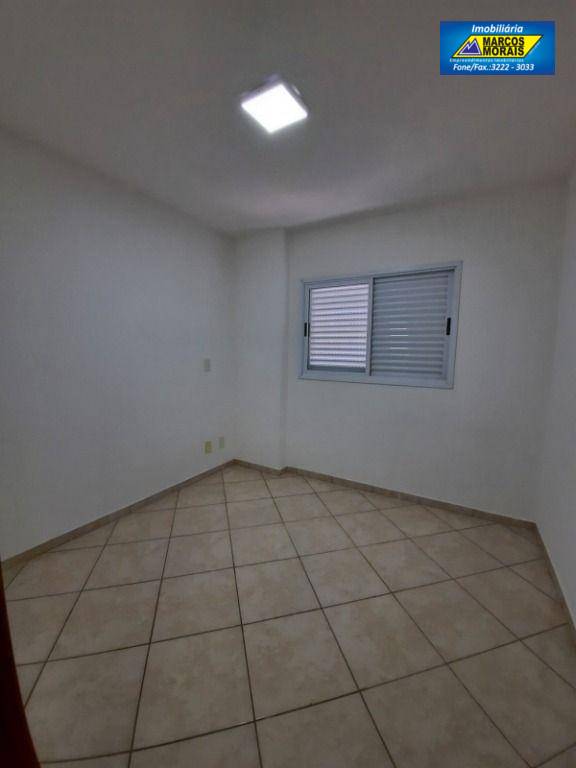 Apartamento à venda e aluguel com 3 quartos, 100m² - Foto 11