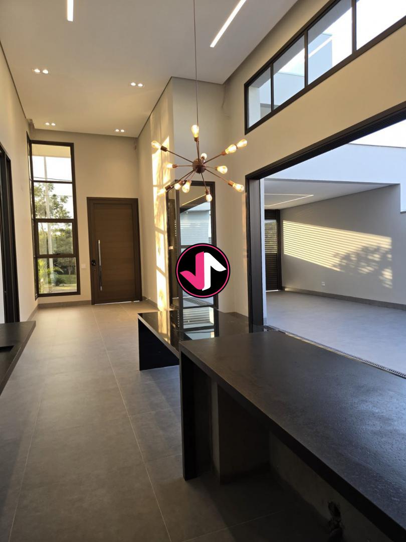 Casa de Condomínio à venda com 3 quartos, 170m² - Foto 1