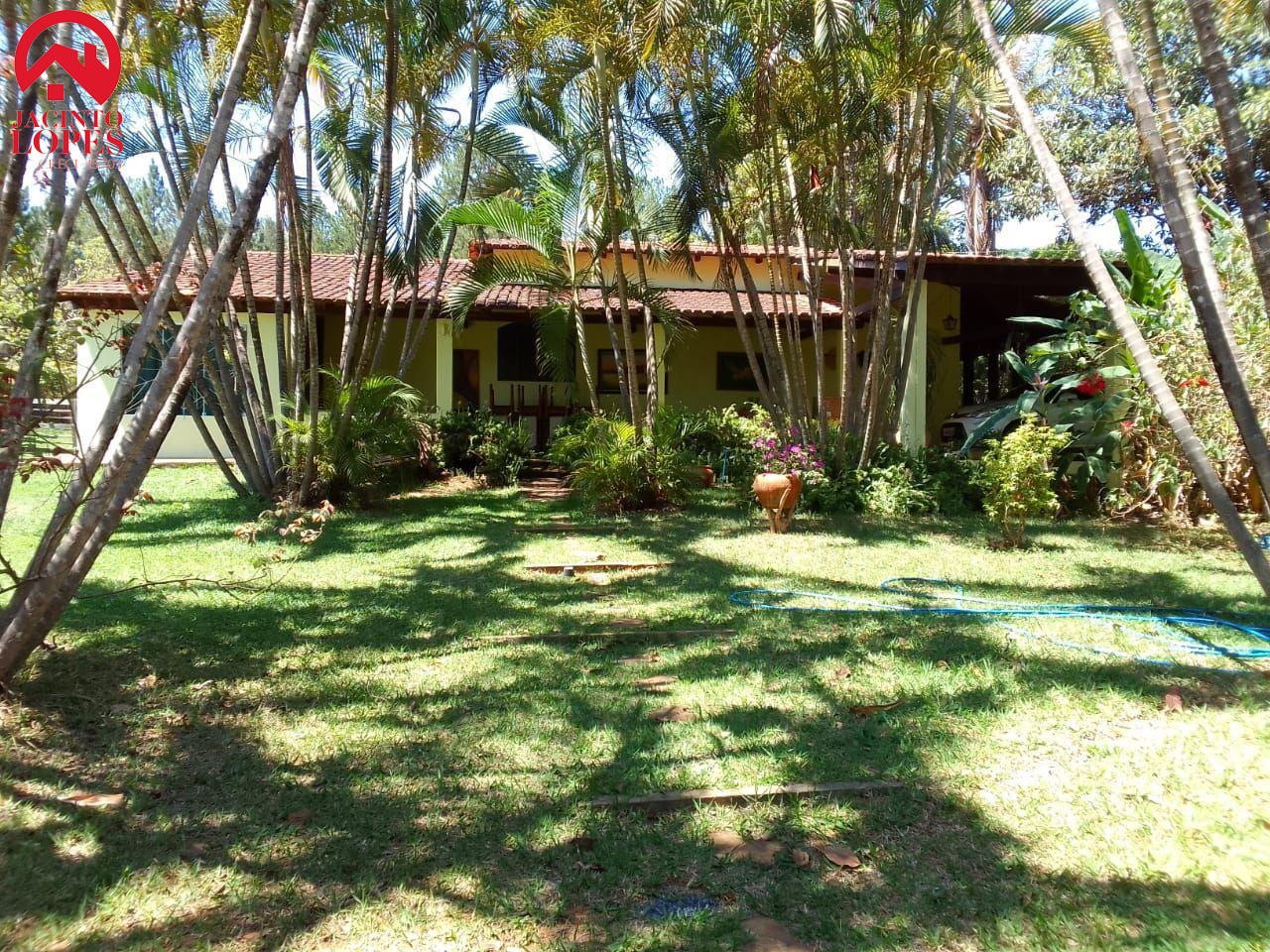 Chácara para alugar com 3 quartos, 600m² - Foto 1