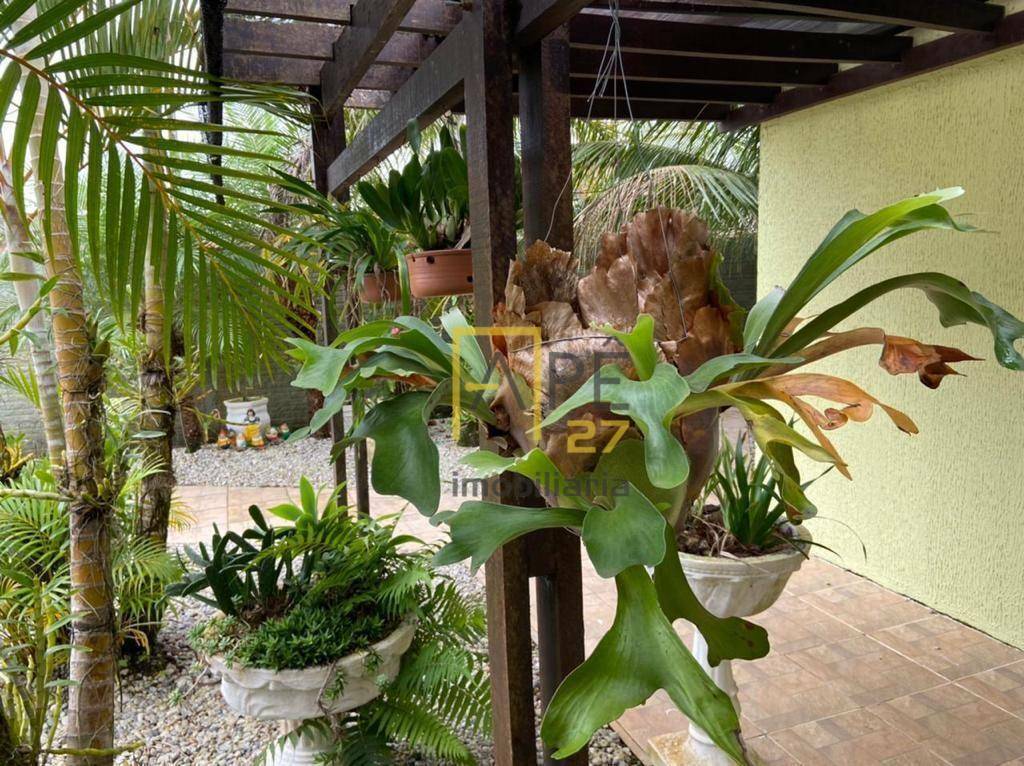 Casa à venda e aluguel com 4 quartos, 200m² - Foto 17