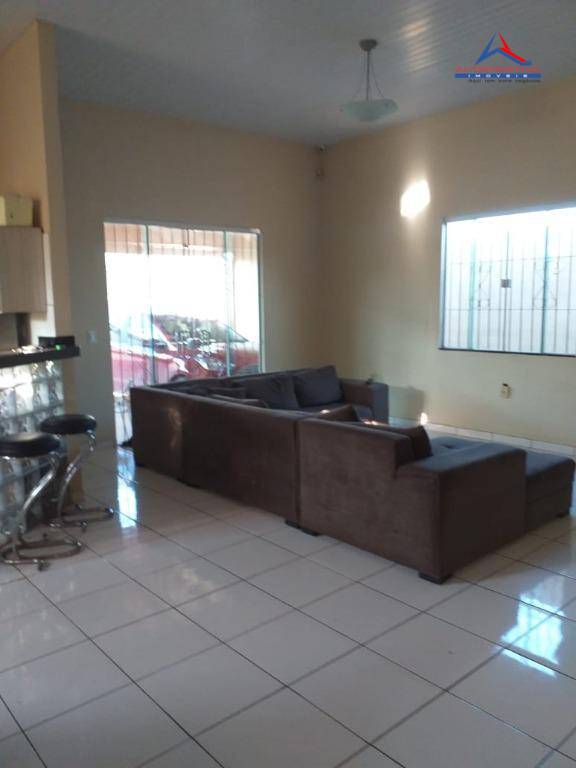 Casa à venda com 3 quartos, 500m² - Foto 4