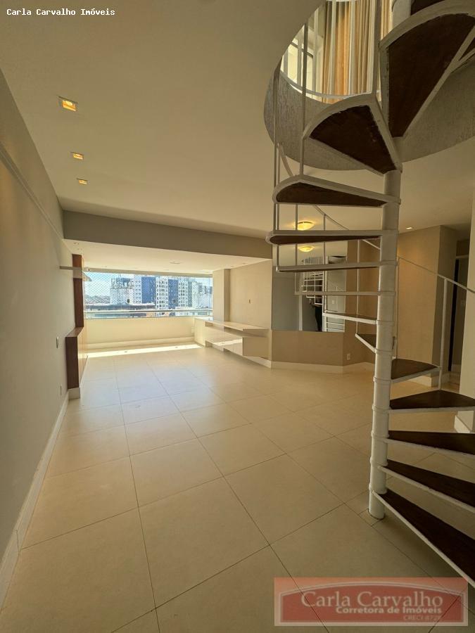 Cobertura à venda com 3 quartos, 228m² - Foto 2
