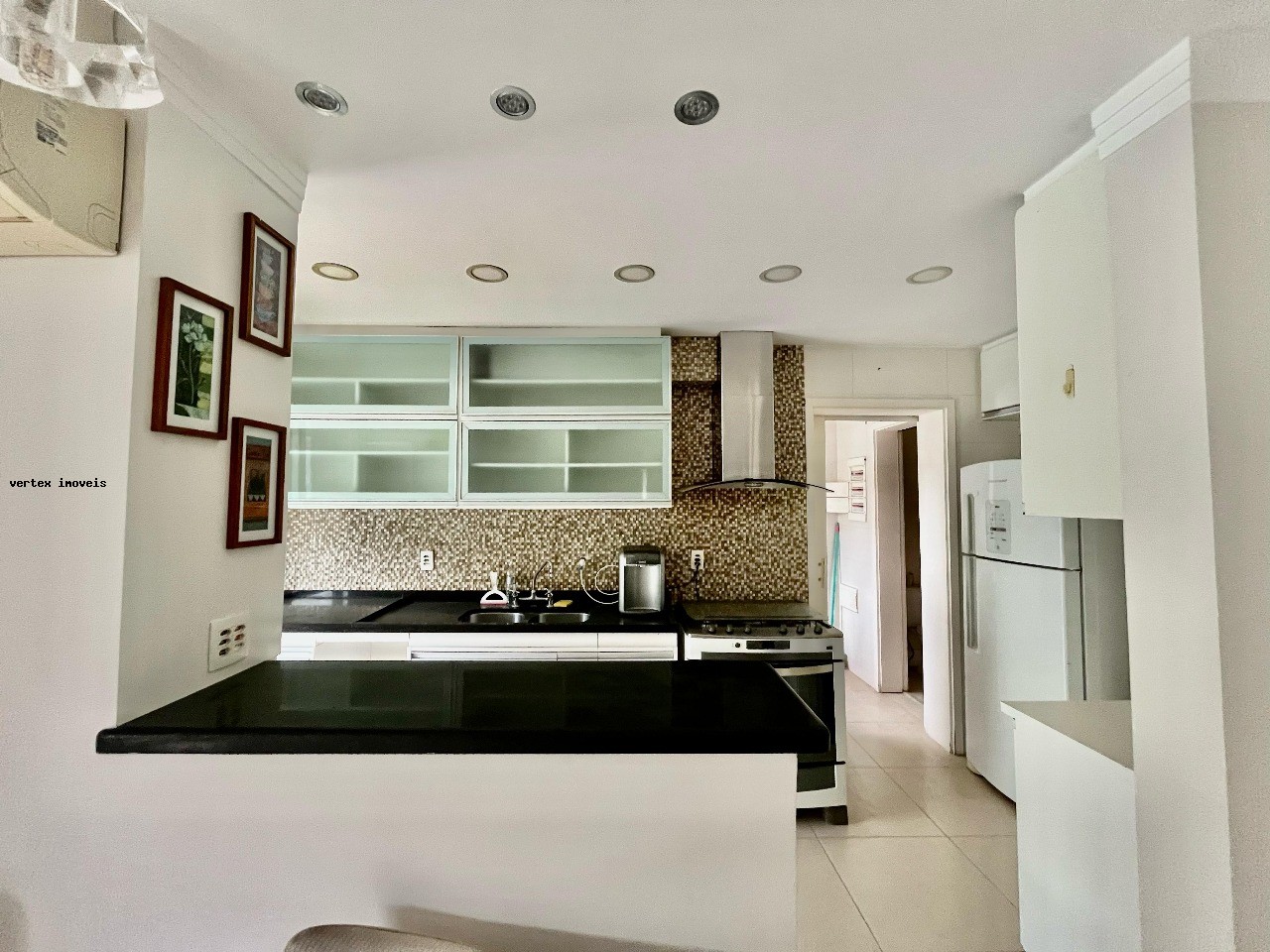 Apartamento à venda com 3 quartos - Foto 18