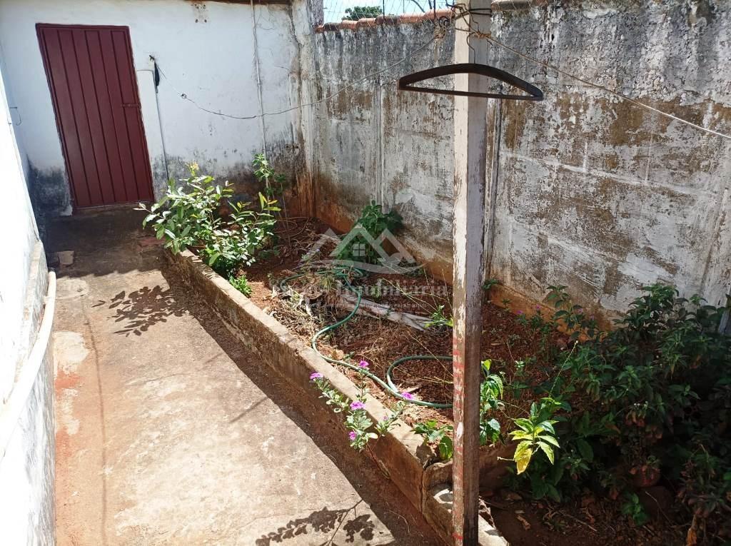 Casa à venda com 3 quartos, 300m² - Foto 19