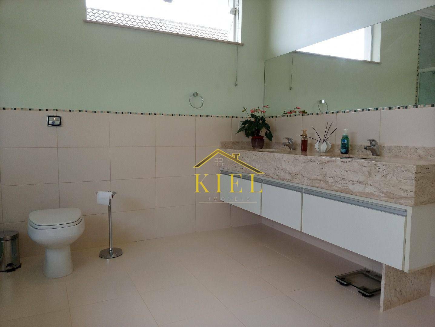 Casa para alugar com 4 quartos, 489m² - Foto 99