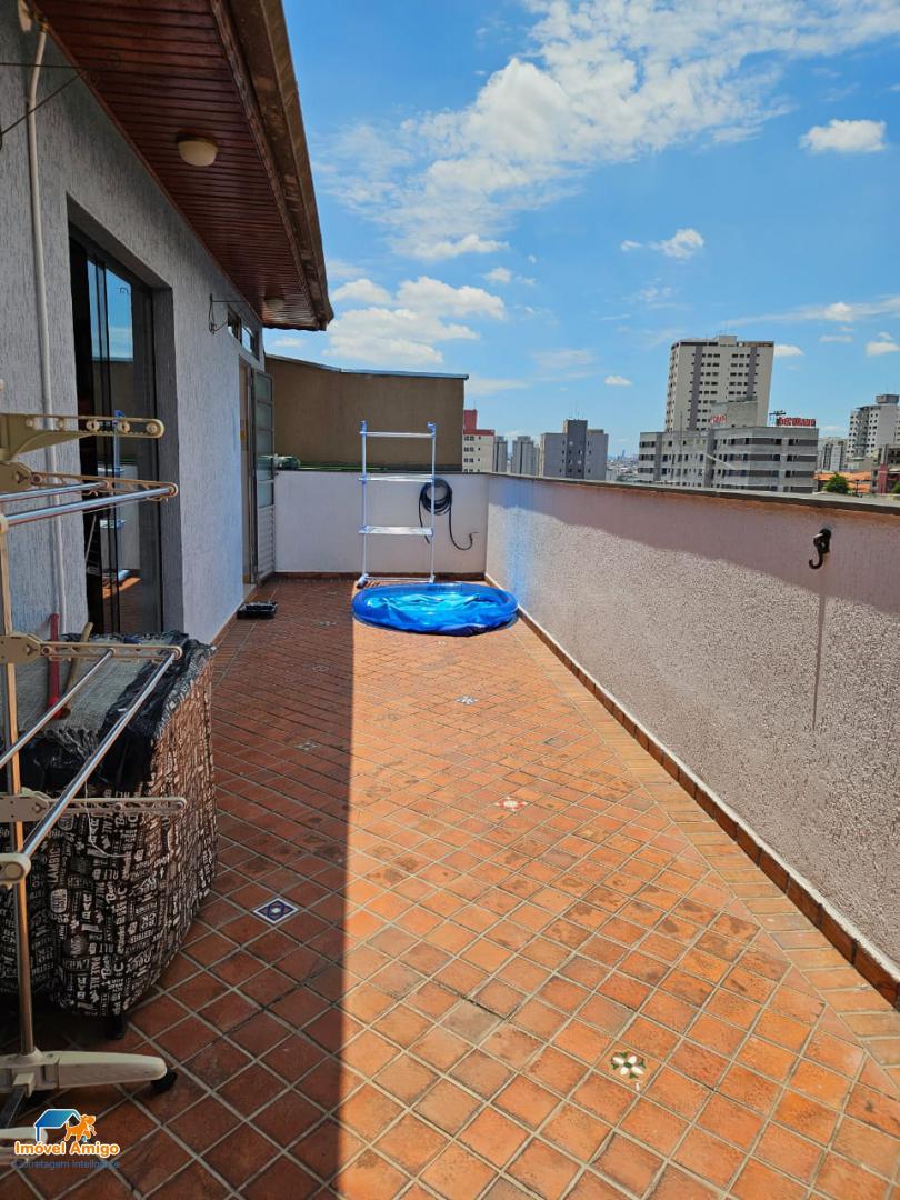 Cobertura à venda com 2 quartos, 140m² - Foto 1